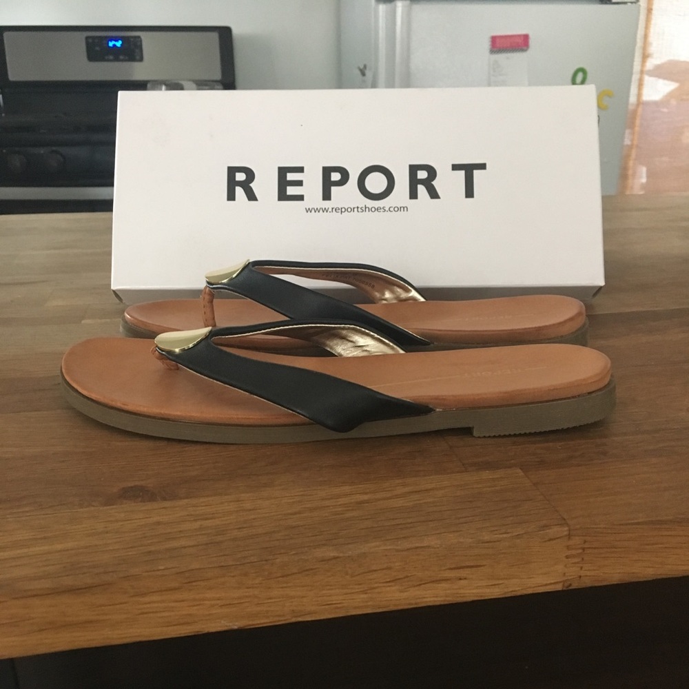 Report Sandals